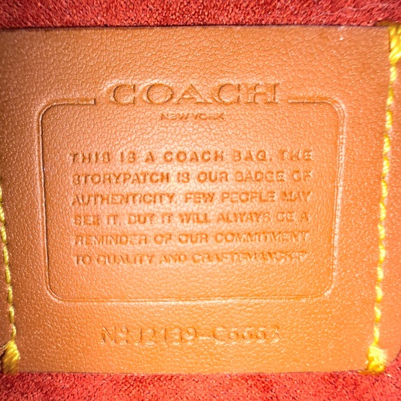 Coach Slim Turn-lock Crossbody brick red pebbled leather with red fabric inside - Picture 3 of 7